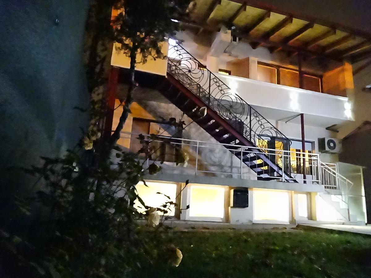 Jasmin White Apartment Skopje Luaran gambar