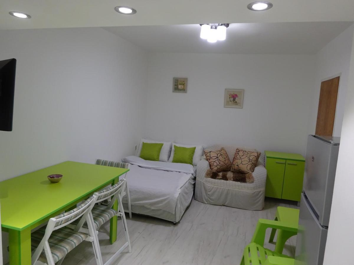 Jasmin White Apartment Skopje Luaran gambar